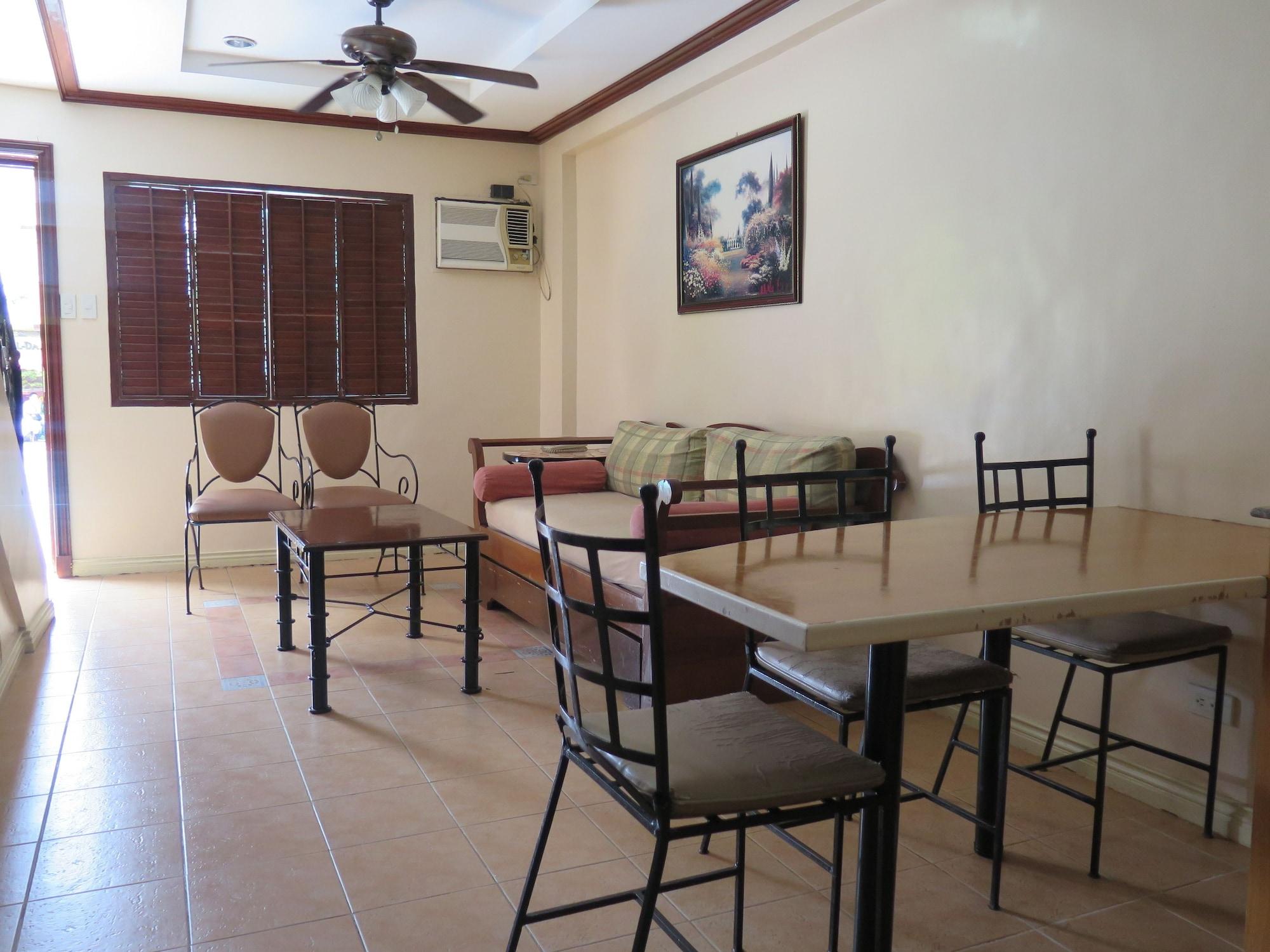 Hotel Crown Regency Residences Davao