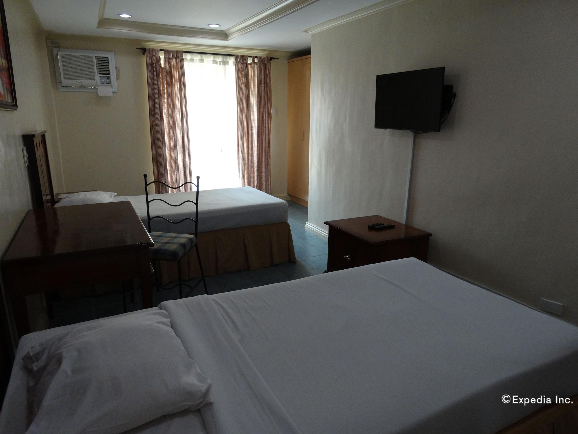 Crown Regency Residences 4* Davao