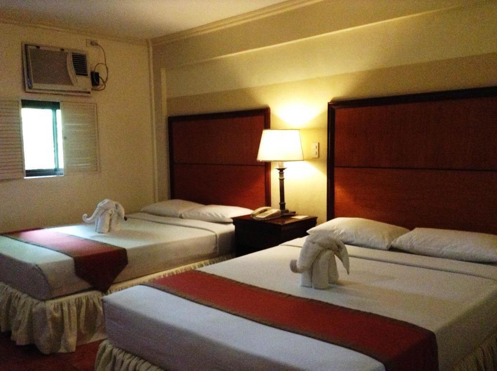 Crown Regency Residences 4* Davao