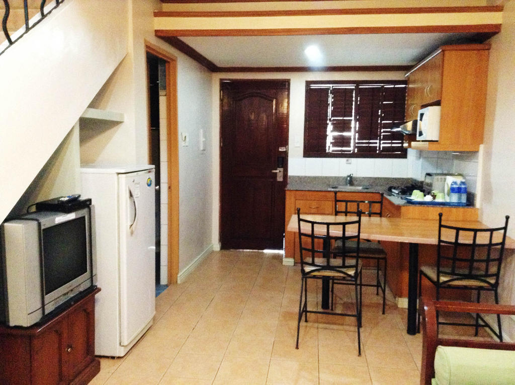 Crown Regency Residences 4* Davao